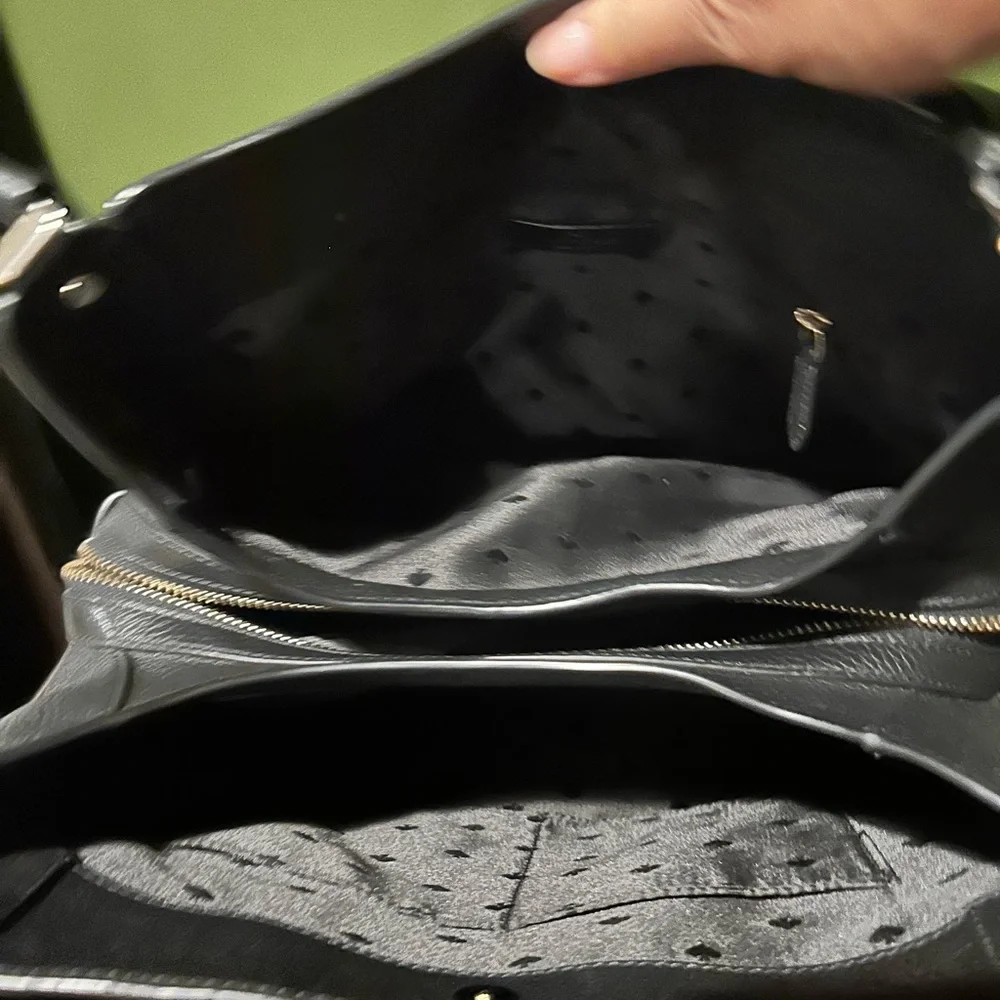 Kate Spade Black Leila Medium Leather Hobo Bag - Picture 6 of 7